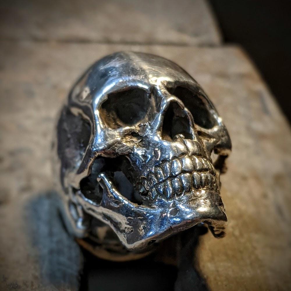 Black and Gold Metal Skull Ring with Red Stone Eyes Stainless Steel – Heavy  Metal Armor