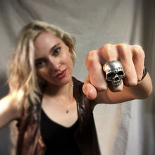 Load image into Gallery viewer, Heavy Metal Skull Ring