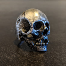 Load image into Gallery viewer, Decayed Skull Ring